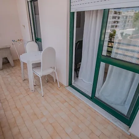 Charming Private Rooms In An Apartment A1 Penha - Faro Exterior photo