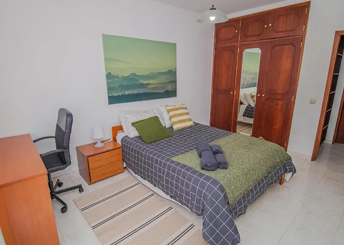 Charming Private Rooms In An Apartment A1 Penha - Faro